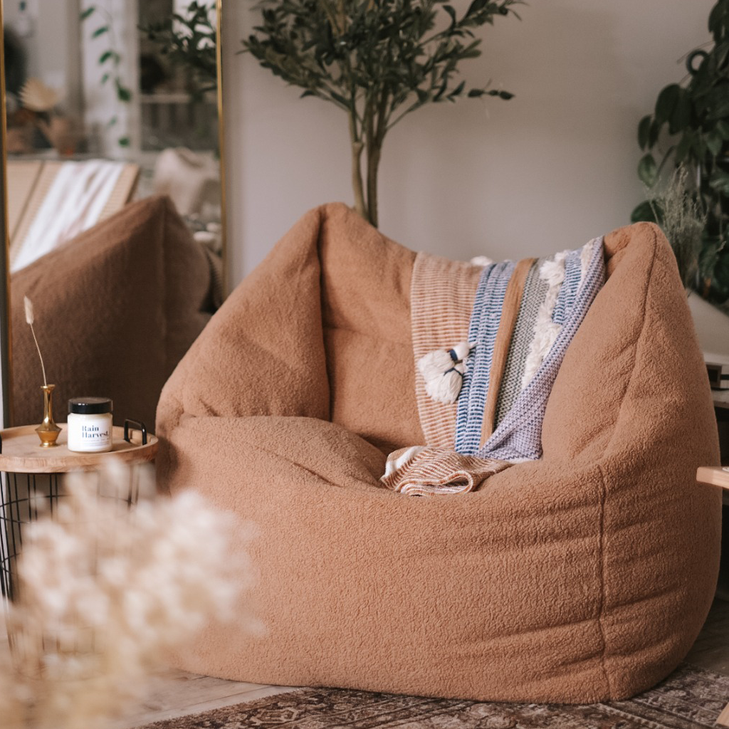 Velvet lounge deals chair bean bag